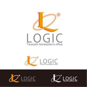 kora３ (kora3)さんのパースナルピラティススタジオ「LOGIC」のロゴデザインの仕事への提案