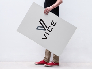 sriracha (sriracha829)さんの洗練されたライフスタイルを提案していく「VICE」のロゴへの提案