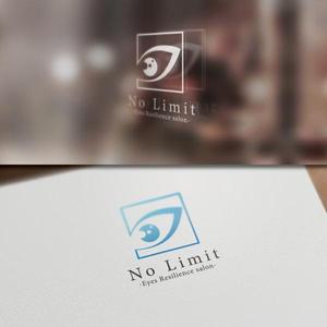 late_design ()さんのアイケア専門サロン「No Limit」のショップロゴへの提案