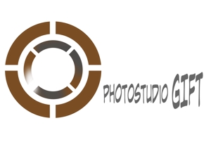 安田満 (myasuda2019)さんのフォトスタジオ創設にともない「Photostudio GIFT」のロゴ制作の依頼への提案