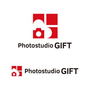 tsujimo (tsujimo)さんのフォトスタジオ創設にともない「Photostudio GIFT」のロゴ制作の依頼への提案