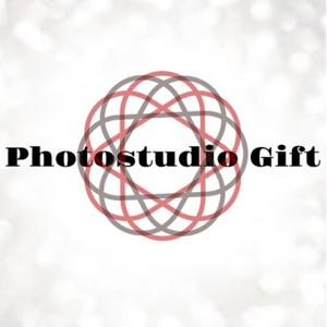 yokkun (flygon823)さんのフォトスタジオ創設にともない「Photostudio GIFT」のロゴ制作の依頼への提案