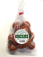 MATCHBOX DESIGN (unubore46)さんのキラキラ輝くフルーツトマトが映える！毎日食べたい！そんなシールのデザインをお願いします。への提案
