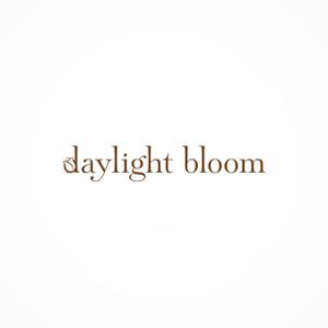 taiyaki (taiyakisan)さんのフラワーアレンジメントレッスンのスタジオロゴ「daylight bloom」のキャピタルロゴへの提案
