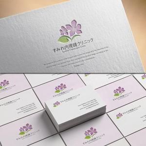 design vero (VERO)さんの女性スタッフによる内視鏡クリニック「すみれ内視鏡クリニック」のロゴへの提案