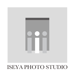 GOROSOME (RYOQUVO)さんの会社「いせや写真館」のロゴへの提案
