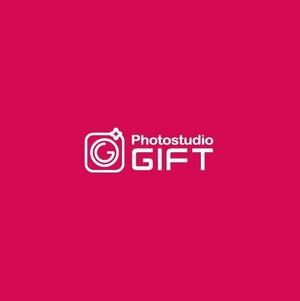 ヘッドディップ (headdip7)さんのフォトスタジオ創設にともない「Photostudio GIFT」のロゴ制作の依頼への提案