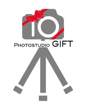 creative1 (AkihikoMiyamoto)さんのフォトスタジオ創設にともない「Photostudio GIFT」のロゴ制作の依頼への提案