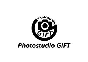 リオングラフィカ (shibazakura)さんのフォトスタジオ創設にともない「Photostudio GIFT」のロゴ制作の依頼への提案