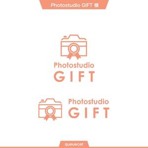 queuecat (queuecat)さんのフォトスタジオ創設にともない「Photostudio GIFT」のロゴ制作の依頼への提案