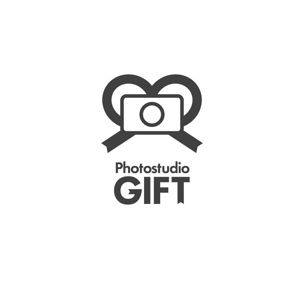 フォトスタジオ創設にともない「Photostudio GIFT」のロゴ制作の依頼