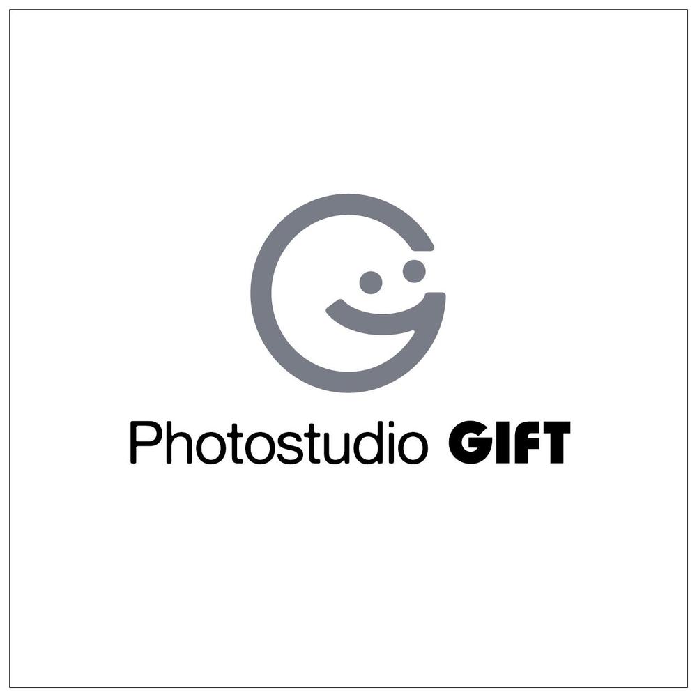 フォトスタジオ創設にともない「Photostudio GIFT」のロゴ制作の依頼