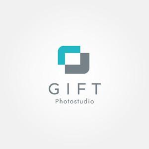 tanaka10 (tanaka10)さんのフォトスタジオ創設にともない「Photostudio GIFT」のロゴ制作の依頼への提案