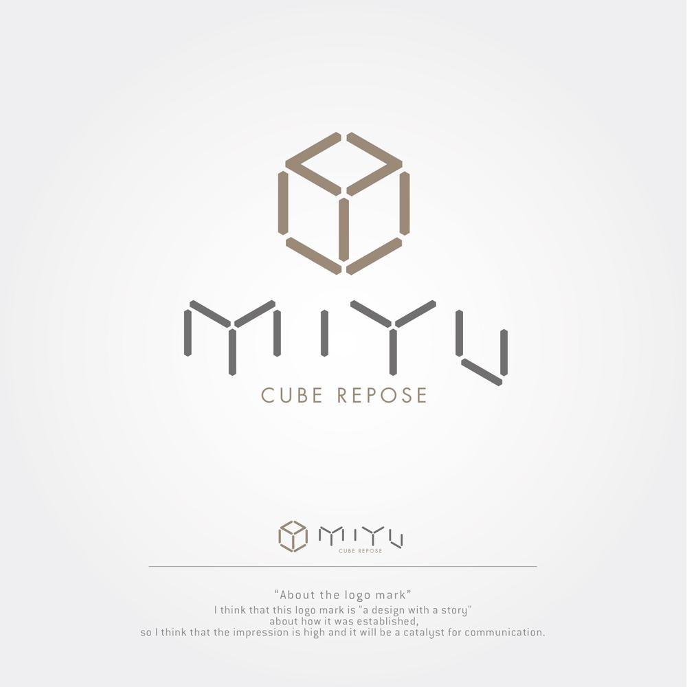 キューブウレタンを使用したインテリア「MIYU」シリーズのブランドロゴ