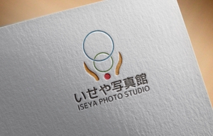 yuki-もり (yukiyoshi)さんの会社「いせや写真館」のロゴへの提案