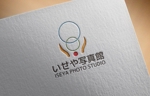 モンチ (yukiyoshi)さんの会社「いせや写真館」のロゴへの提案