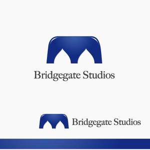 イエロウ (IERO-U)さんの「Bridgegate Studios」のロゴ作成への提案