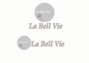 ソラオ (qcooko)さんのLa Belle Vieのブランドロゴへの提案