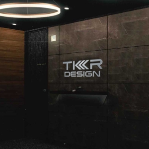 White-design (White-design)さんのデザイン会社「株式会社TKRデザイン」のロゴへの提案