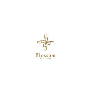 nakagami (nakagami3)さんの美容室「Blossom」のロゴへの提案