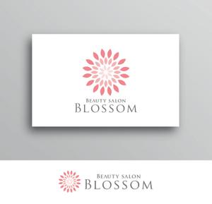 White-design (White-design)さんの美容室「Blossom」のロゴへの提案