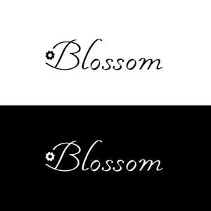 晴 (haru-mt)さんの美容室「Blossom」のロゴへの提案