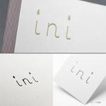 pTree LABO (torch_tree)さんの美容室オリジナルシャンプー「ini」のロゴへの提案