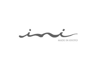 suonare-baisenさんの美容室オリジナルシャンプー「ini」のロゴへの提案