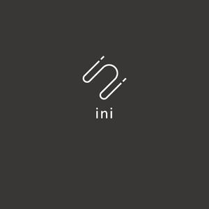 CAZY ()さんの美容室オリジナルシャンプー「ini」のロゴへの提案