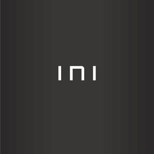 KAyodesign (kayoko_k)さんの美容室オリジナルシャンプー「ini」のロゴへの提案