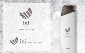 Sigggg (Sigggg)さんの美容室オリジナルシャンプー「ini」のロゴへの提案