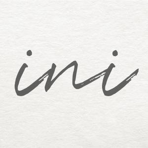 Spino (Spino)さんの美容室オリジナルシャンプー「ini」のロゴへの提案