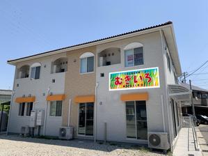 gravelさんの障がい児保育施設「こども発達支援 むぎいろ」の看板への提案