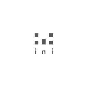 ヘッドディップ (headdip7)さんの美容室オリジナルシャンプー「ini」のロゴへの提案