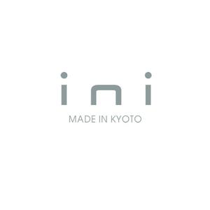 calimbo goto (calimbo)さんの美容室オリジナルシャンプー「ini」のロゴへの提案
