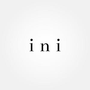 tanaka10 (tanaka10)さんの美容室オリジナルシャンプー「ini」のロゴへの提案