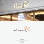 onesize fit’s all (onesizefitsall)さんの京都ガールズバー「Honey」のロゴへの提案