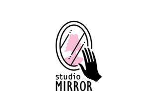 k_oyamaさんのマタニティ・ベビー写真専門スタジオ「studio Mirror」のロゴへの提案