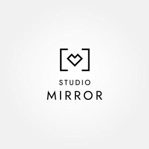 tanaka10 (tanaka10)さんのマタニティ・ベビー写真専門スタジオ「studio Mirror」のロゴへの提案