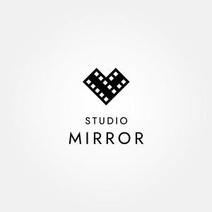 tanaka10 (tanaka10)さんのマタニティ・ベビー写真専門スタジオ「studio Mirror」のロゴへの提案