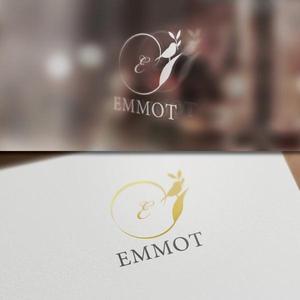 late_design (late_design)さんのアパレルショップ　「EMMOT」の　ロゴへの提案