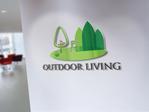 sriracha (sriracha829)さんのアウトドア施設の運営会社「株式会社OUTDOOR LIVING」のロゴへの提案