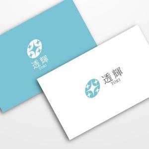 sunsun3 (sunsun3)さんの化粧品会社のロゴ作成への提案