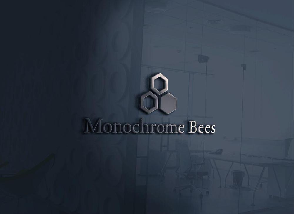 アパレルブランド「Monochrome Bees」のロゴ