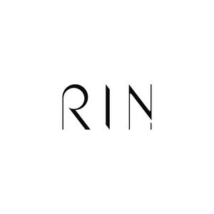 Q (Gi__________)さんのレディースピアスショップ「RIN」のロゴ作成への提案