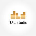 PiPiPiさんの「R/L studio」（音楽スタジオ）のロゴ作成への提案