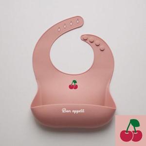 hamo design (hamomo)さんの赤ちゃんお食事用品シリコンビブのデザインへの提案