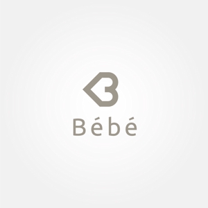 tanaka10 (tanaka10)さんの子供を持つ女性向けECショップサイト「Bébé」のロゴへの提案
