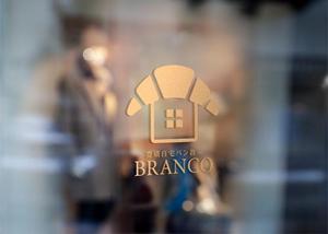 Kaito Design (kaito0802)さんの豊橋　自宅パン教室　BRANCO　(ブランコ)　のロゴへの提案