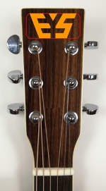StageGang (5d328f0b2ec5b)さんのアコースティックギターのヘッドに表示するブランドロゴへの提案